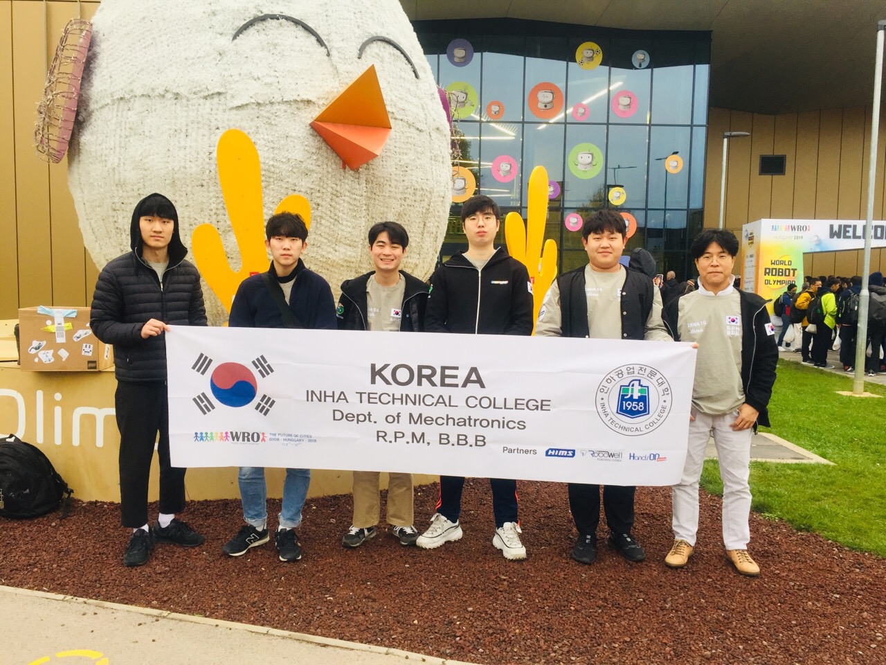 2019 WRO   2_c51Ud018svcyp9d5h5drk6k_rp8h7q.jpg